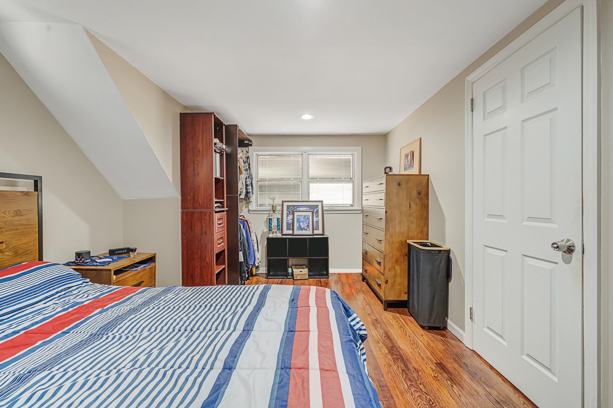 Single Family Marlon  Nassau County, NY 11714, MLS-830650-17
