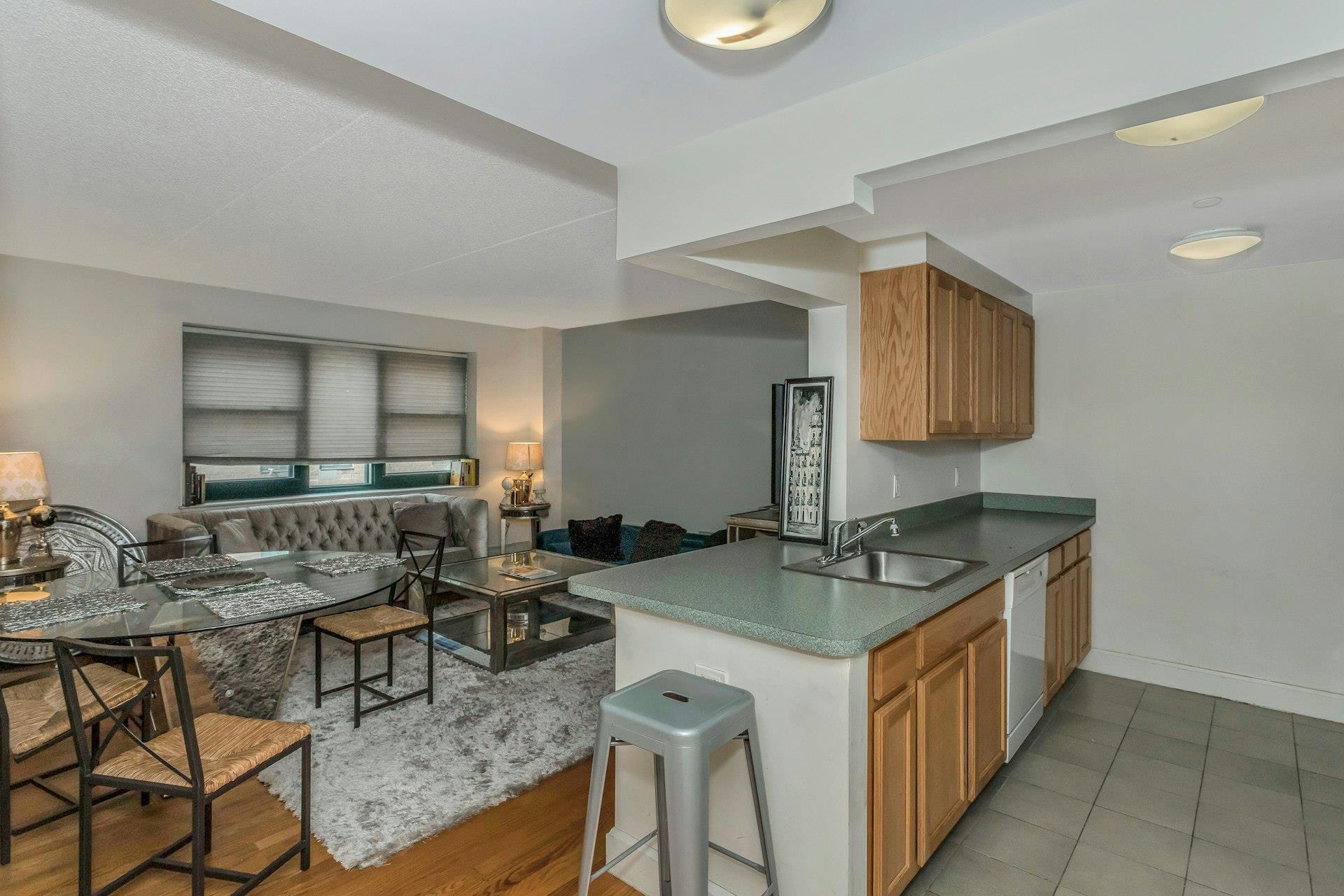 Coop Lexington  Manhattan, NY 10035, MLS-830658-11