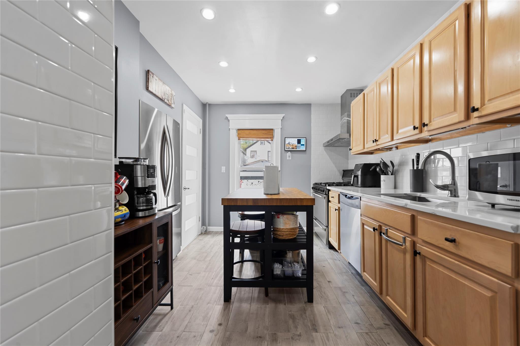 Single Family 91st  Queens, NY 11421, MLS-830703-10