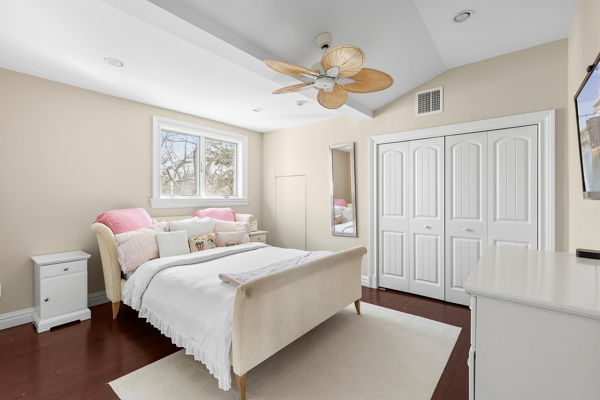 Single Family Duckwood  Suffolk County, NY 11946, MLS-830708-14
