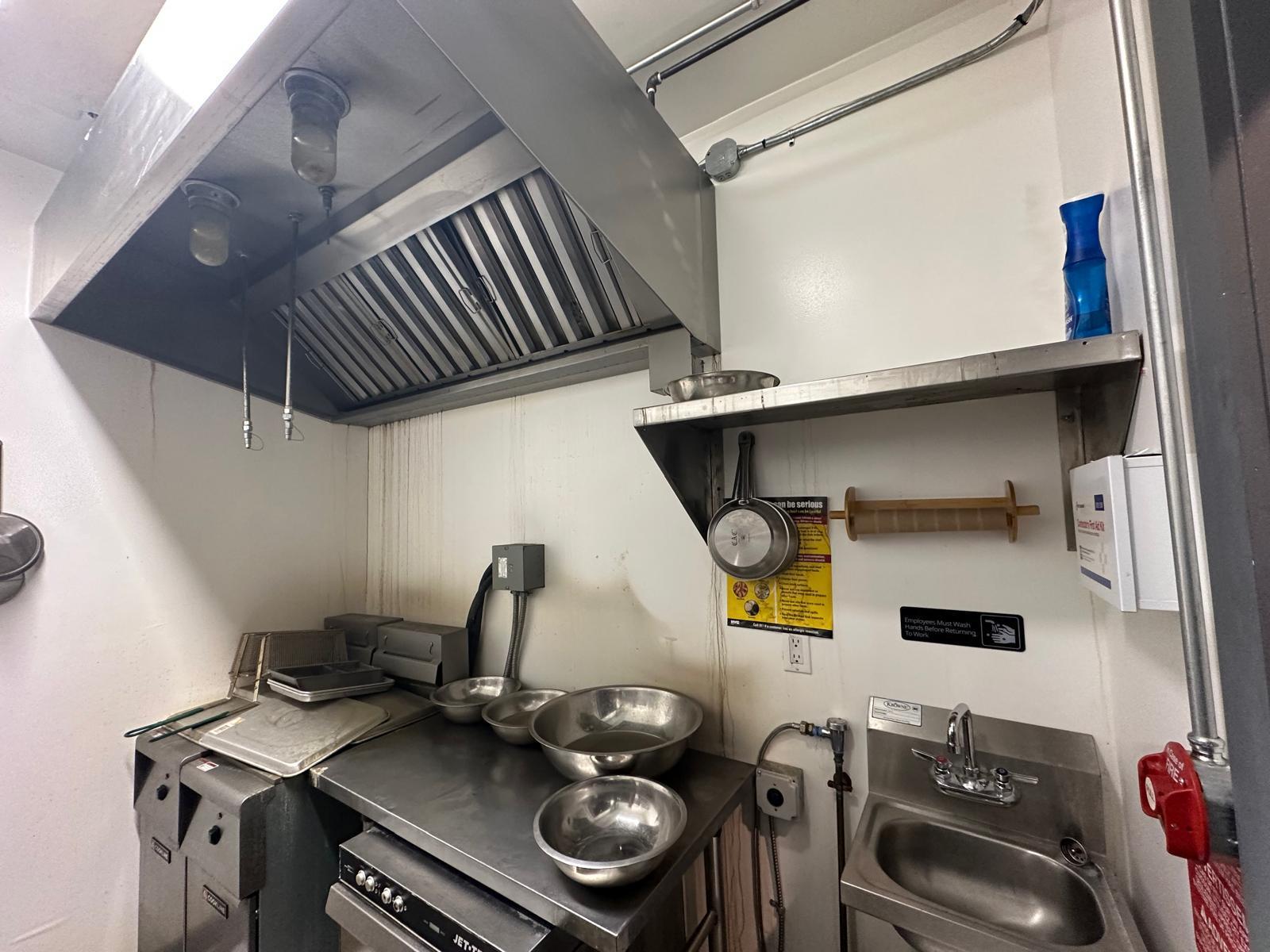 Commercial Lease 3rd  Brooklyn, NY 11215, MLS-830716-17