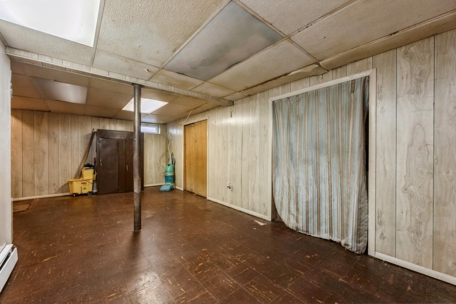 Single Family Cedar  Nassau County, NY 11575, MLS-830729-19