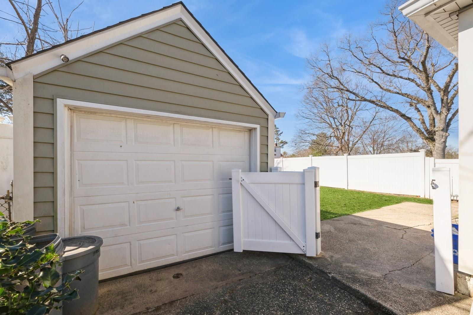 Single Family Cedar  Nassau County, NY 11575, MLS-830729-21