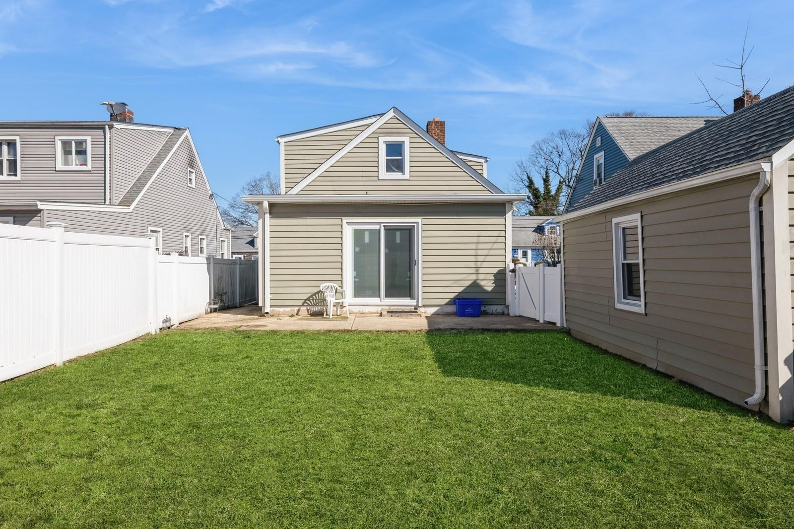 Single Family Cedar  Nassau County, NY 11575, MLS-830729-24