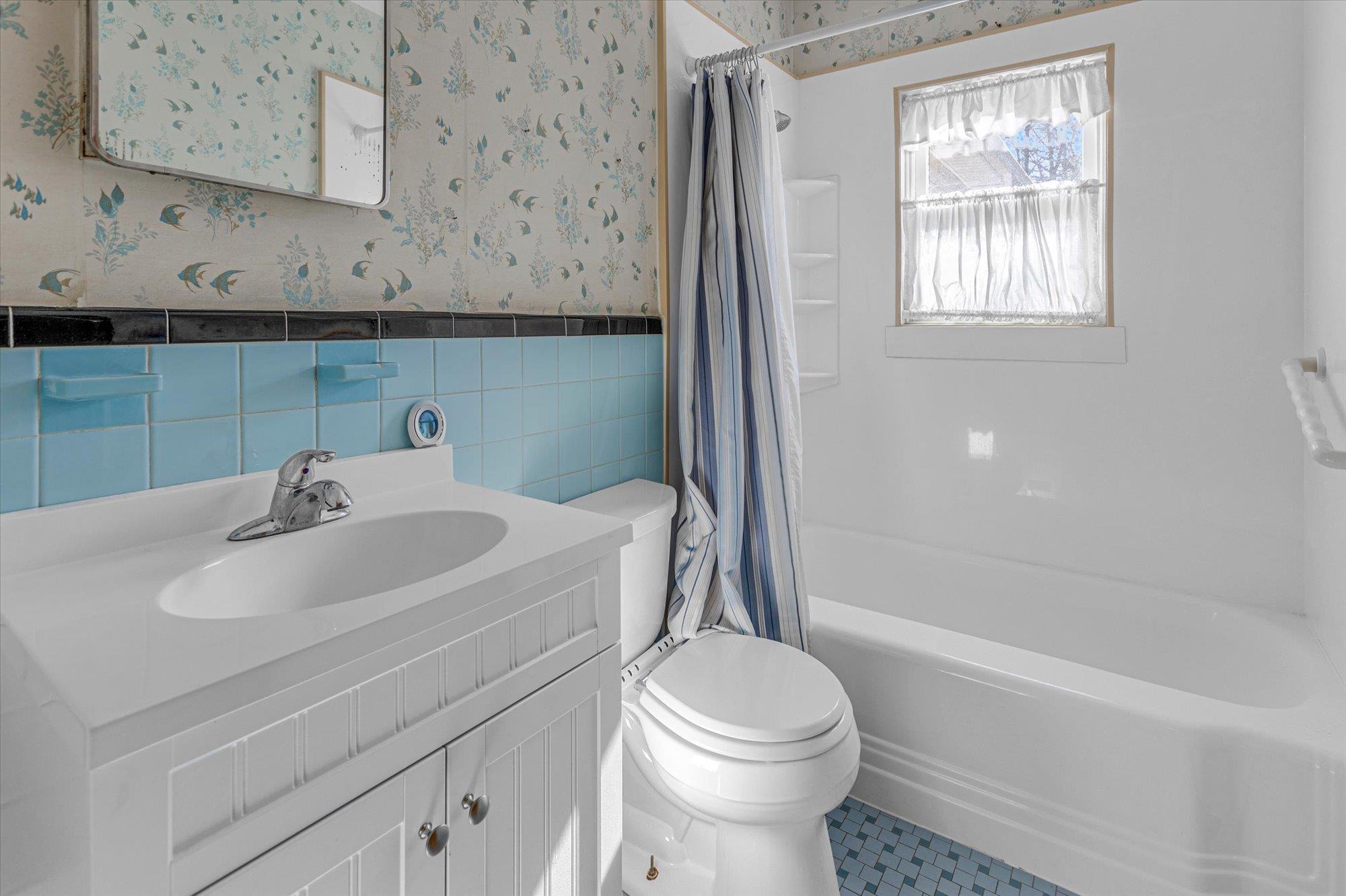 Single Family Shawnee  Suffolk County, NY 11721, MLS-830803-15
