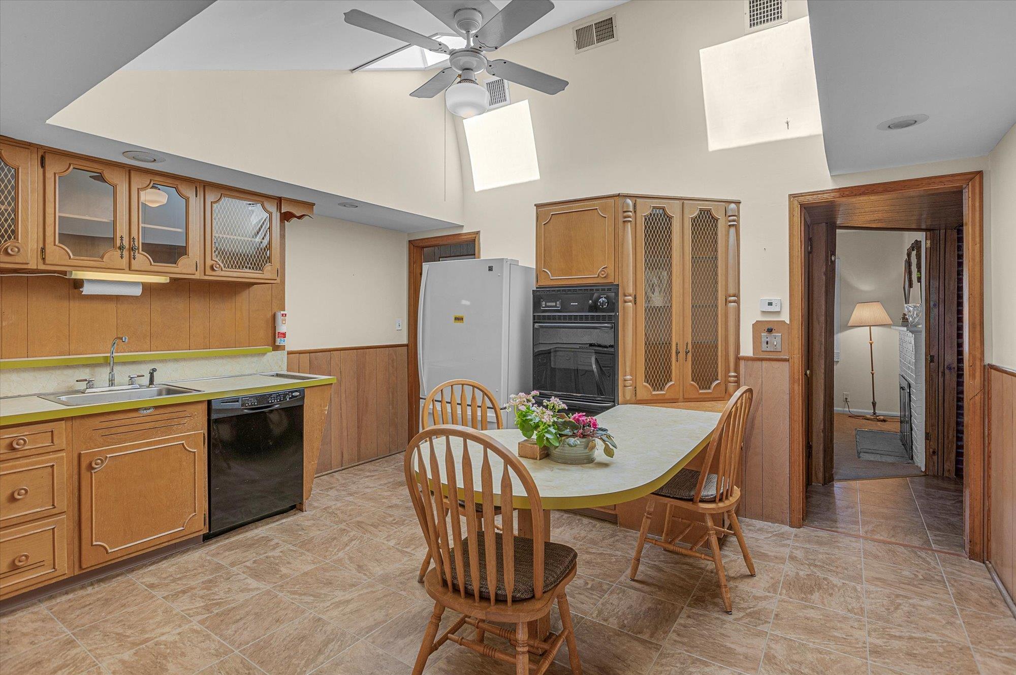 Single Family Shawnee  Suffolk County, NY 11721, MLS-830803-6