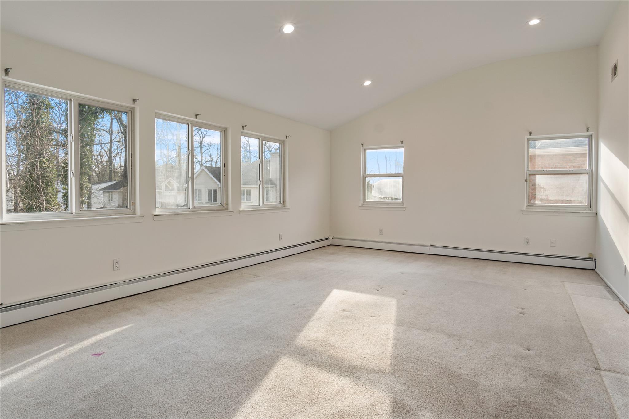 Single Family Hicks  Nassau County, NY 11024, MLS-830804-17