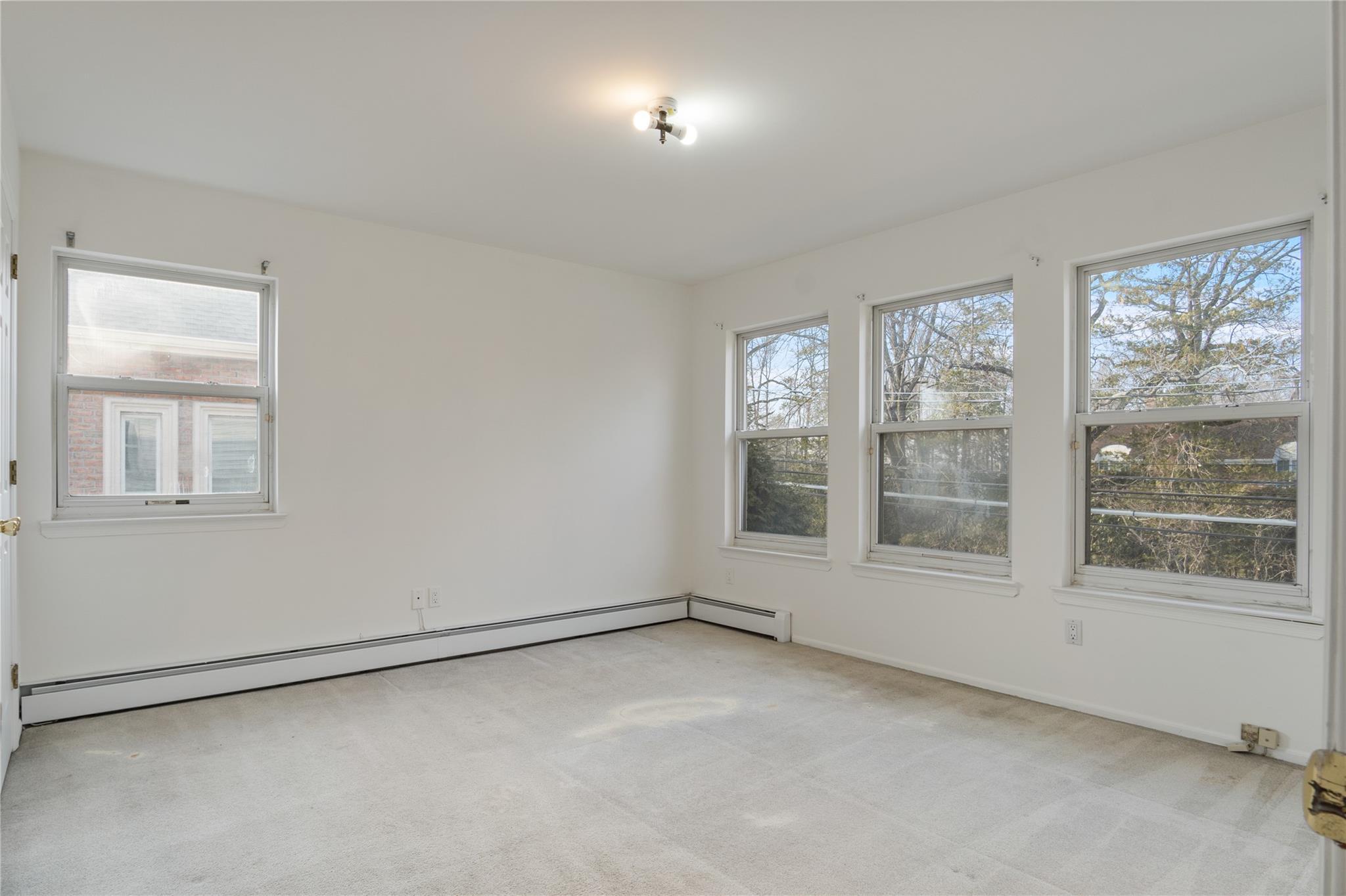 Single Family Hicks  Nassau County, NY 11024, MLS-830804-21