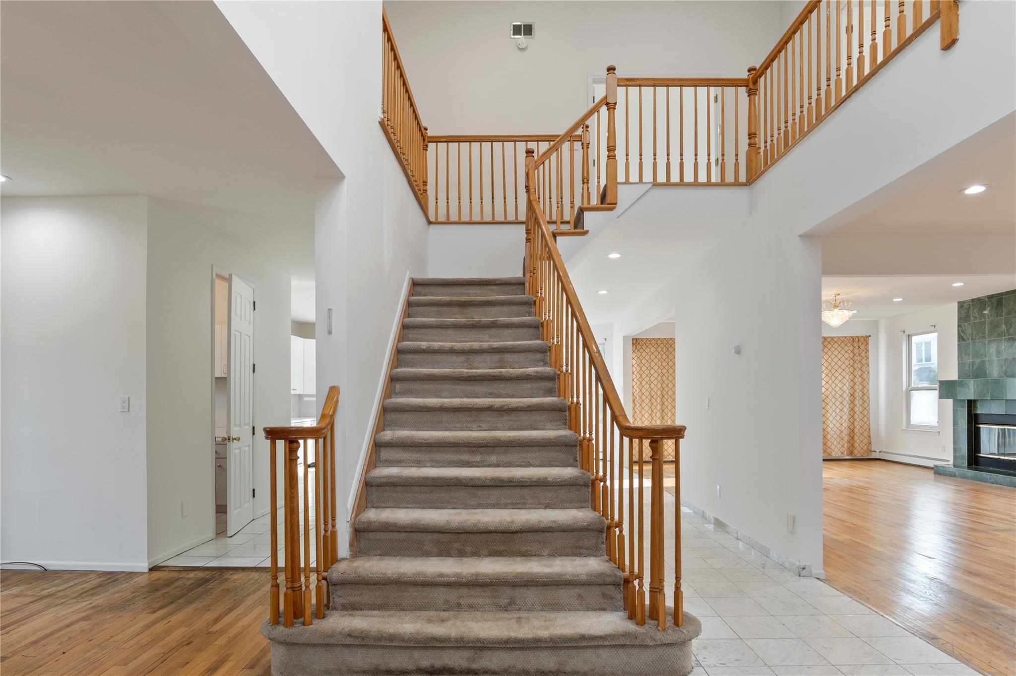 Single Family Hicks  Nassau County, NY 11024, MLS-830804-3