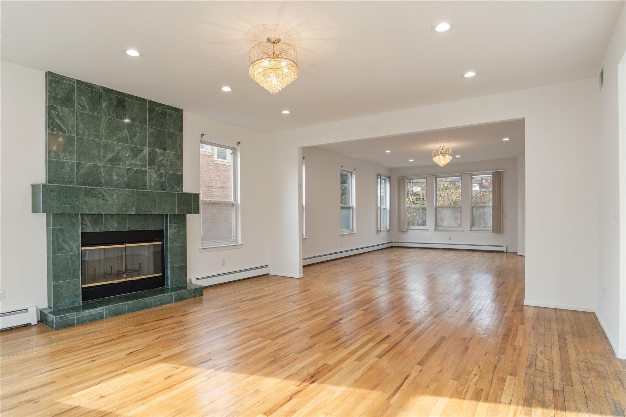 Single Family Hicks  Nassau County, NY 11024, MLS-830804-9