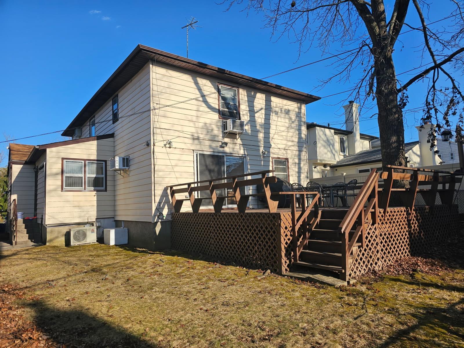 Single Family 214  Queens, NY 11364, MLS-830810-26