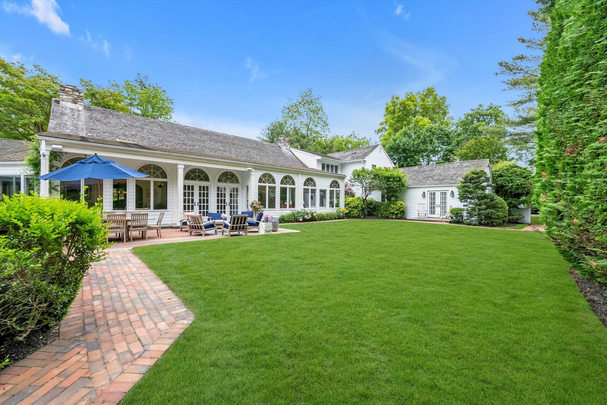 Single Family Aspen  Nassau County, NY 11021, MLS-830812-27