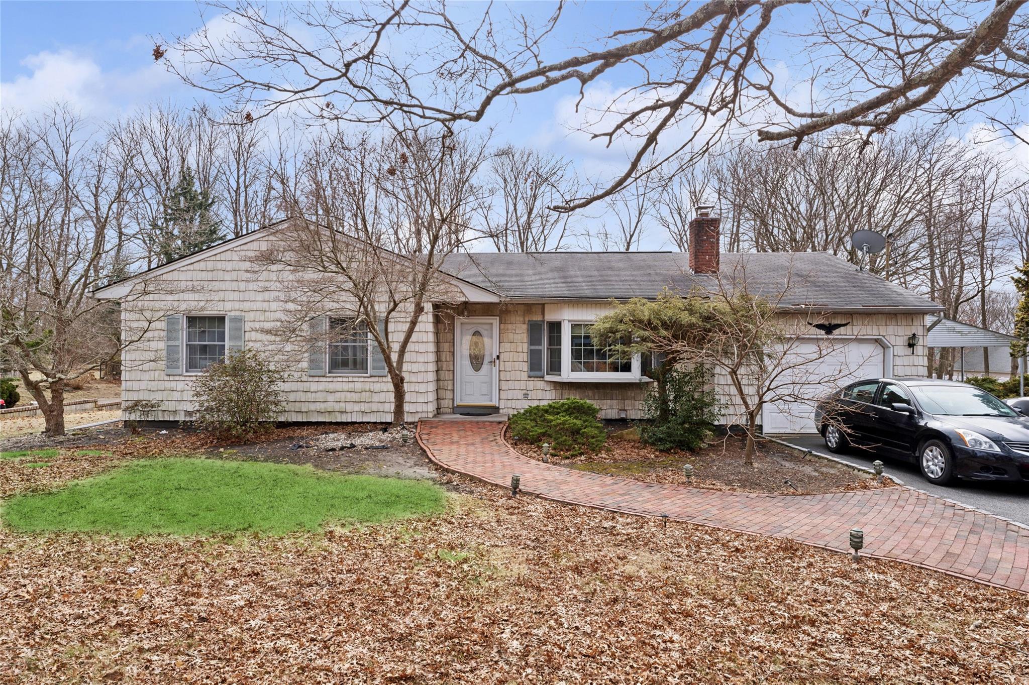 Single Family Motor  Suffolk County, NY 11749, MLS-830819-3