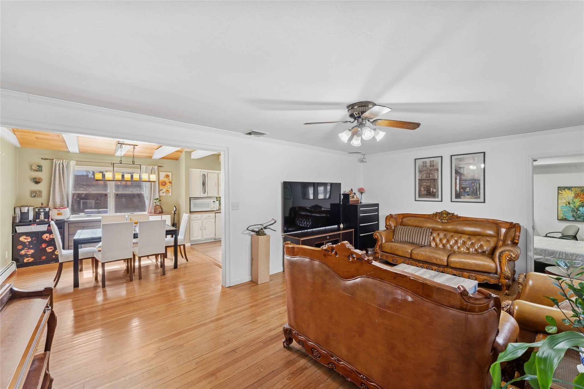 Single Family Motor  Suffolk County, NY 11749, MLS-830819-4
