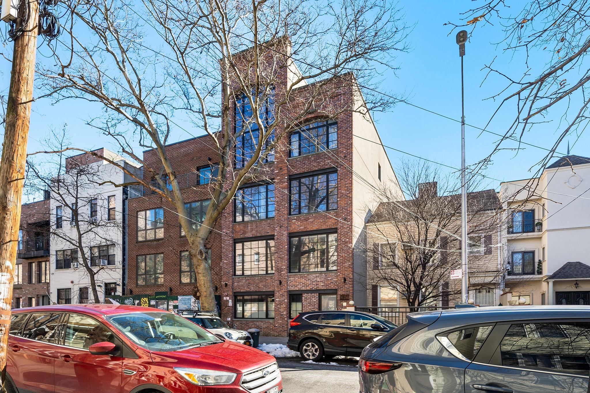 Condo Jackson  Brooklyn, NY 11211, MLS-830860-2