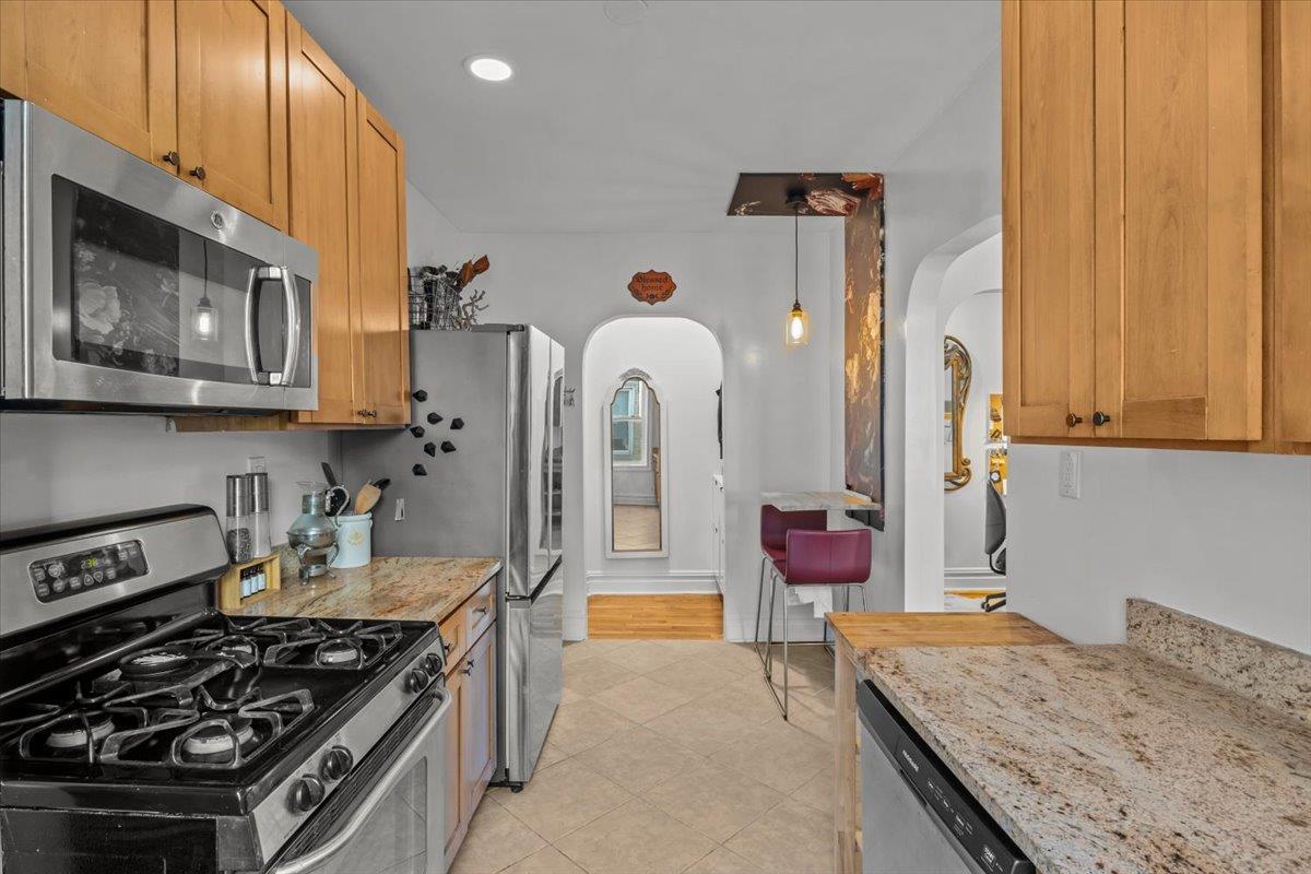 Coop Walton  Bronx, NY 10451, MLS-830876-5