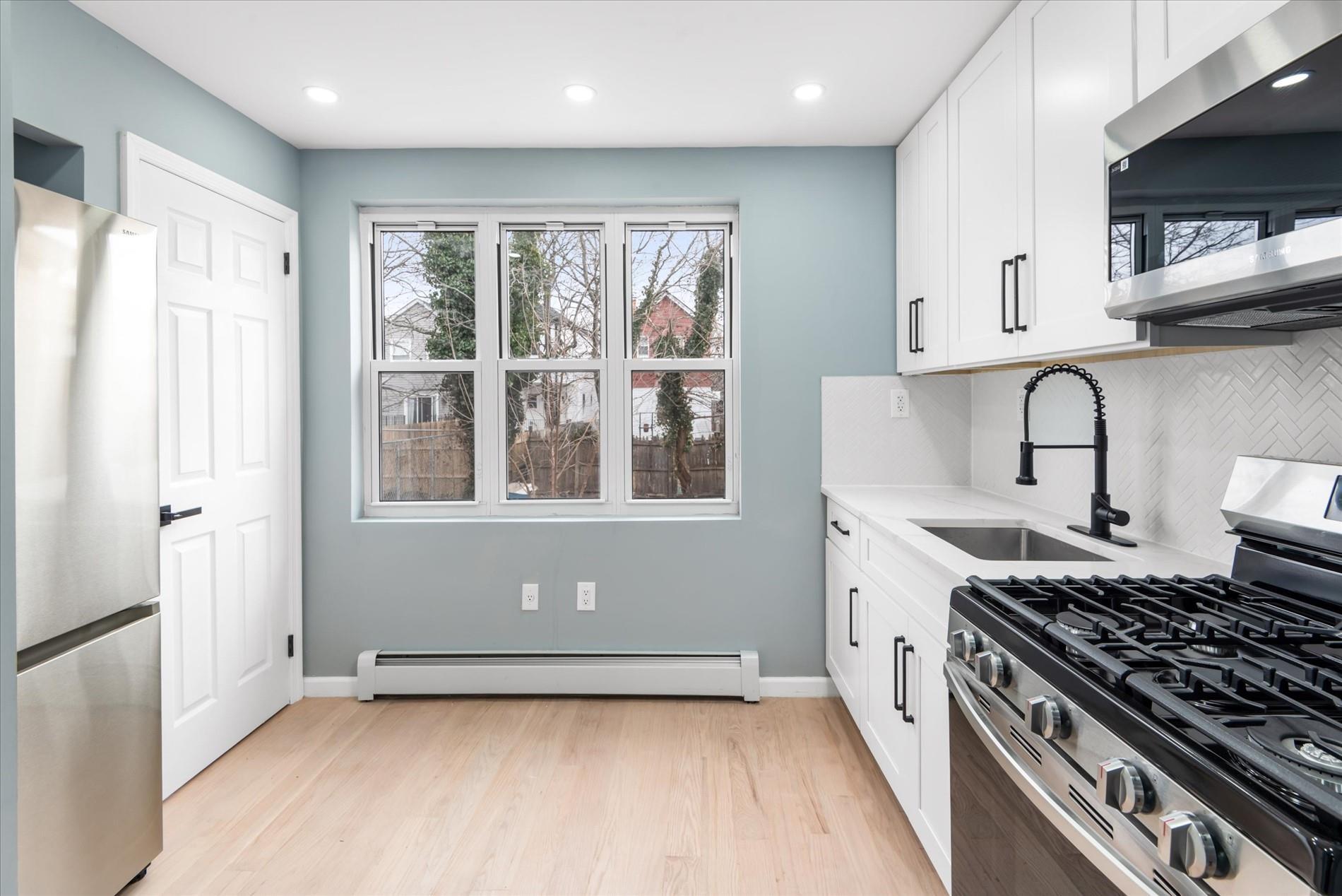 Single Family 116th  Queens, NY 11434, MLS-830928-11