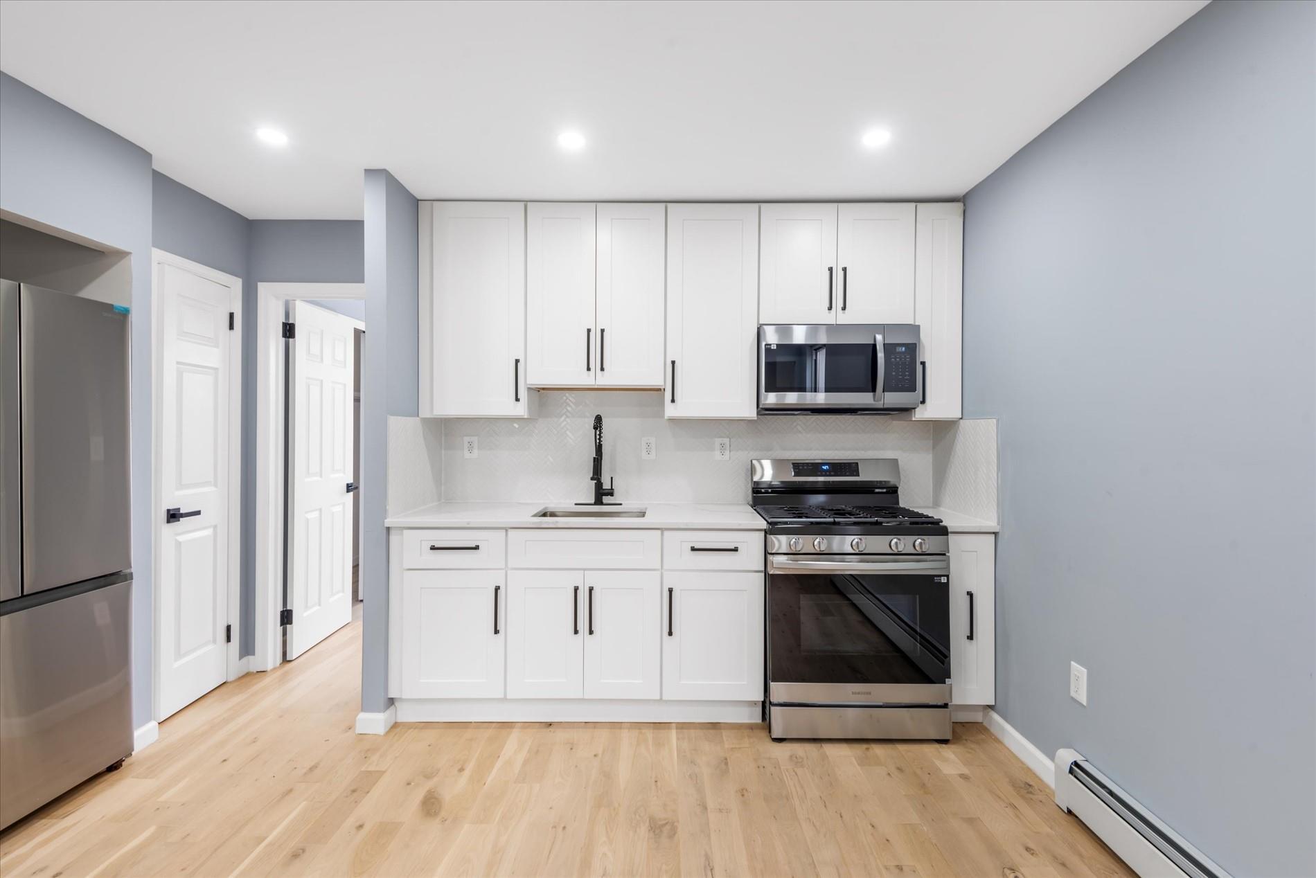 Single Family 116th  Queens, NY 11434, MLS-830928-17