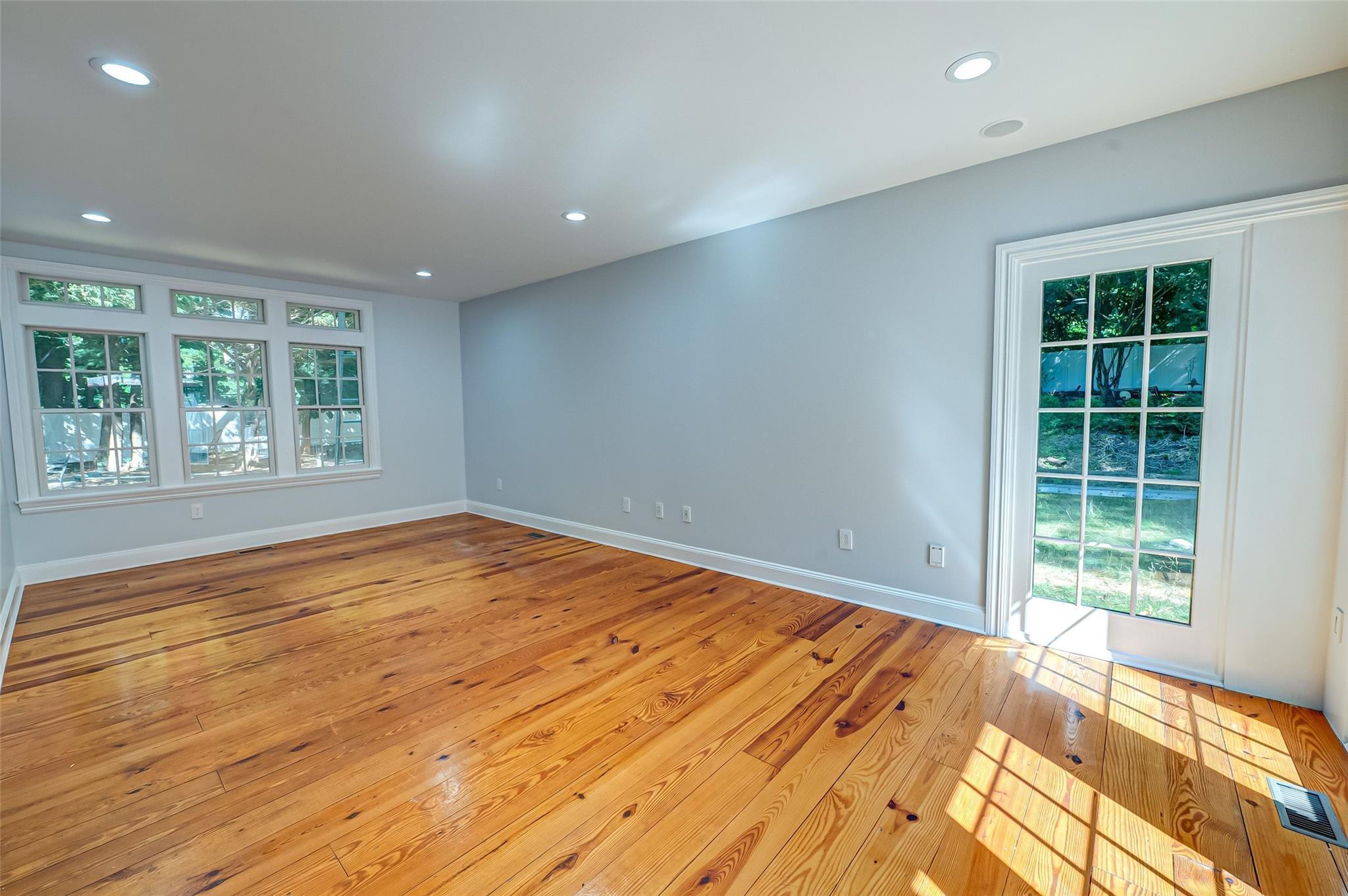 Single Family Sunken Meadow  Suffolk County, NY 11768, MLS-830936-7