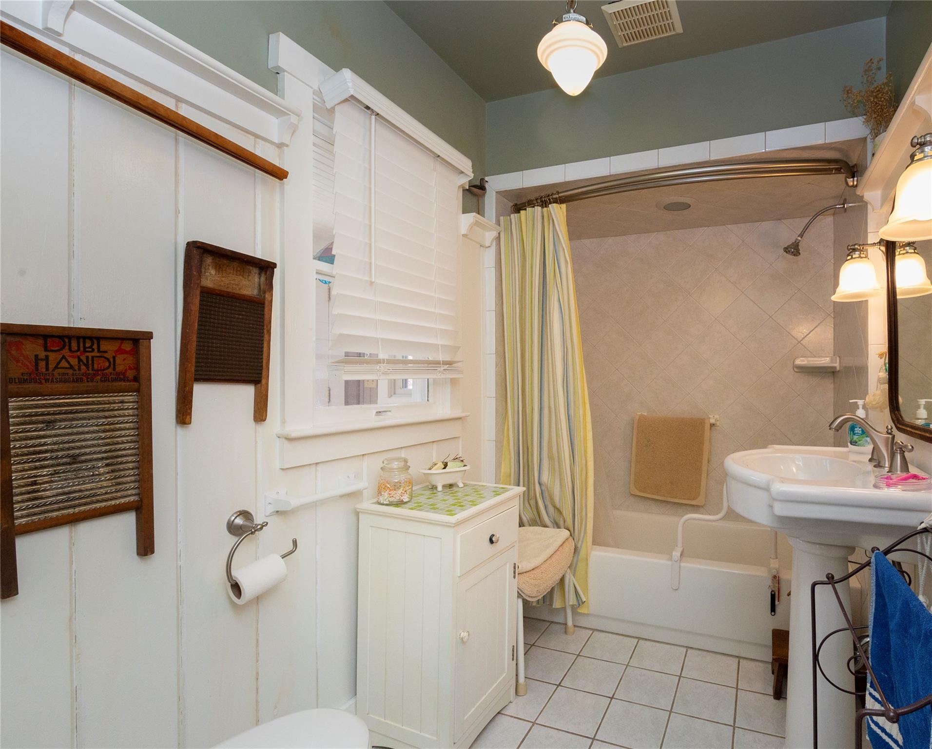 Single Family Lakeview  Dutchess County, NY 12531, MLS-830958-21