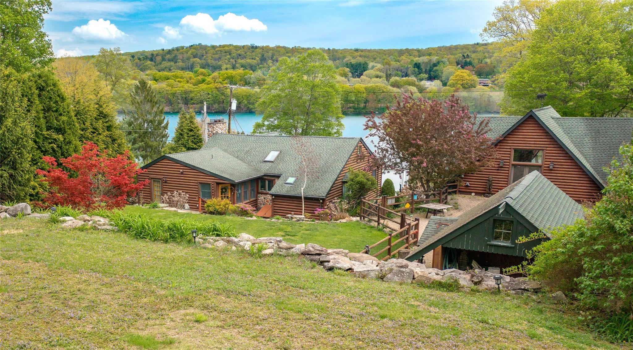 Single Family Lakeview  Dutchess County, NY 12531, MLS-830958-8