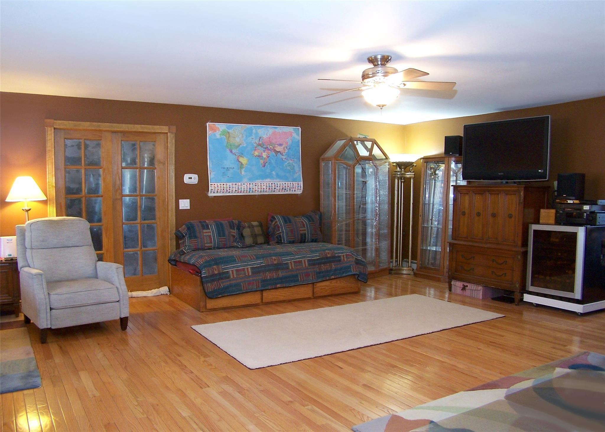 Single Family Hampton  Suffolk County, NY 11950, MLS-830998-11