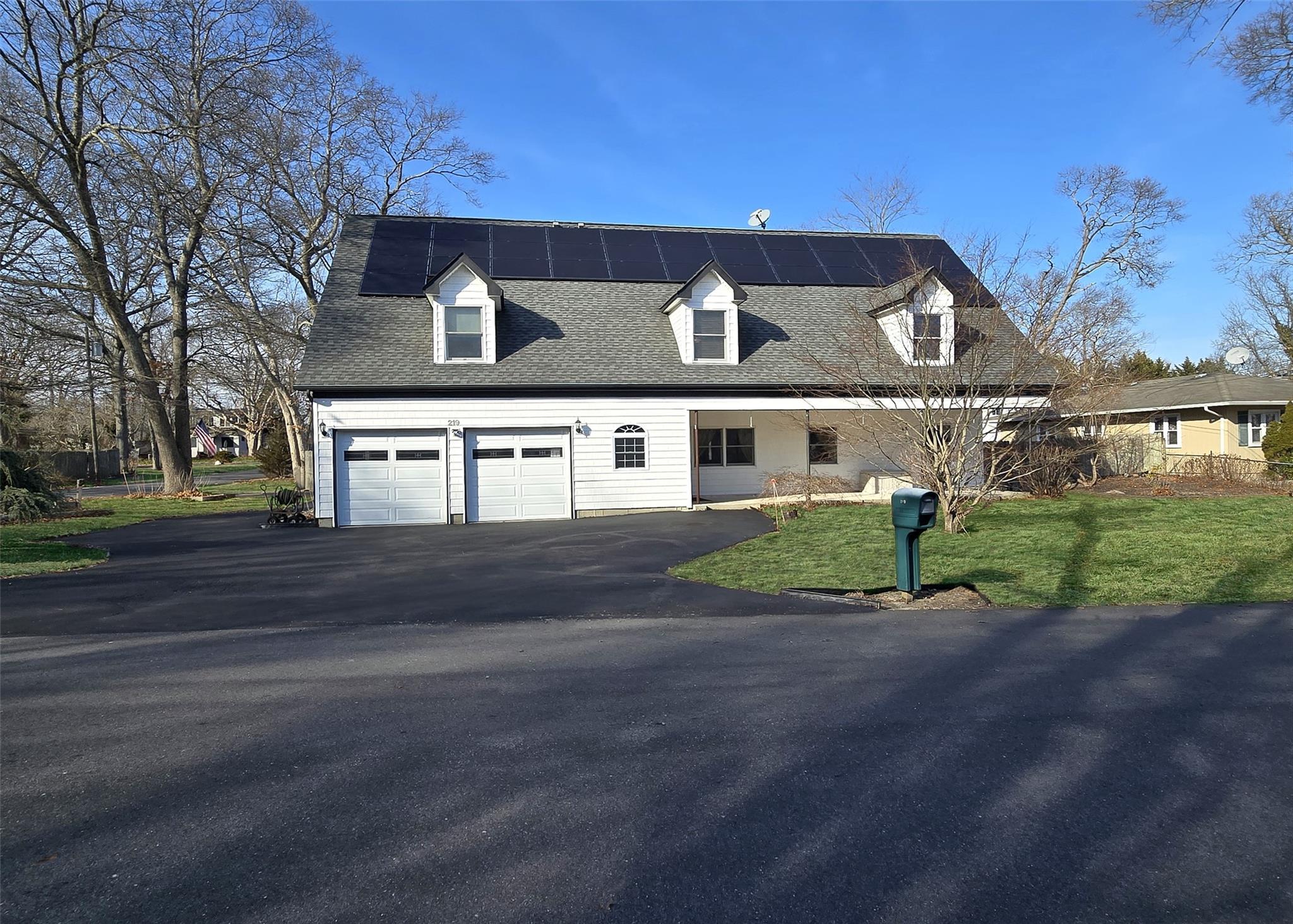 Single Family Hampton  Suffolk County, NY 11950, MLS-830998-2