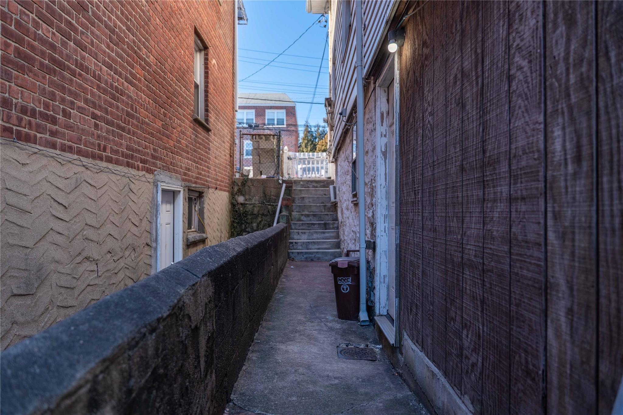 Single Family Logan  Bronx, NY 10465, MLS-831031-11