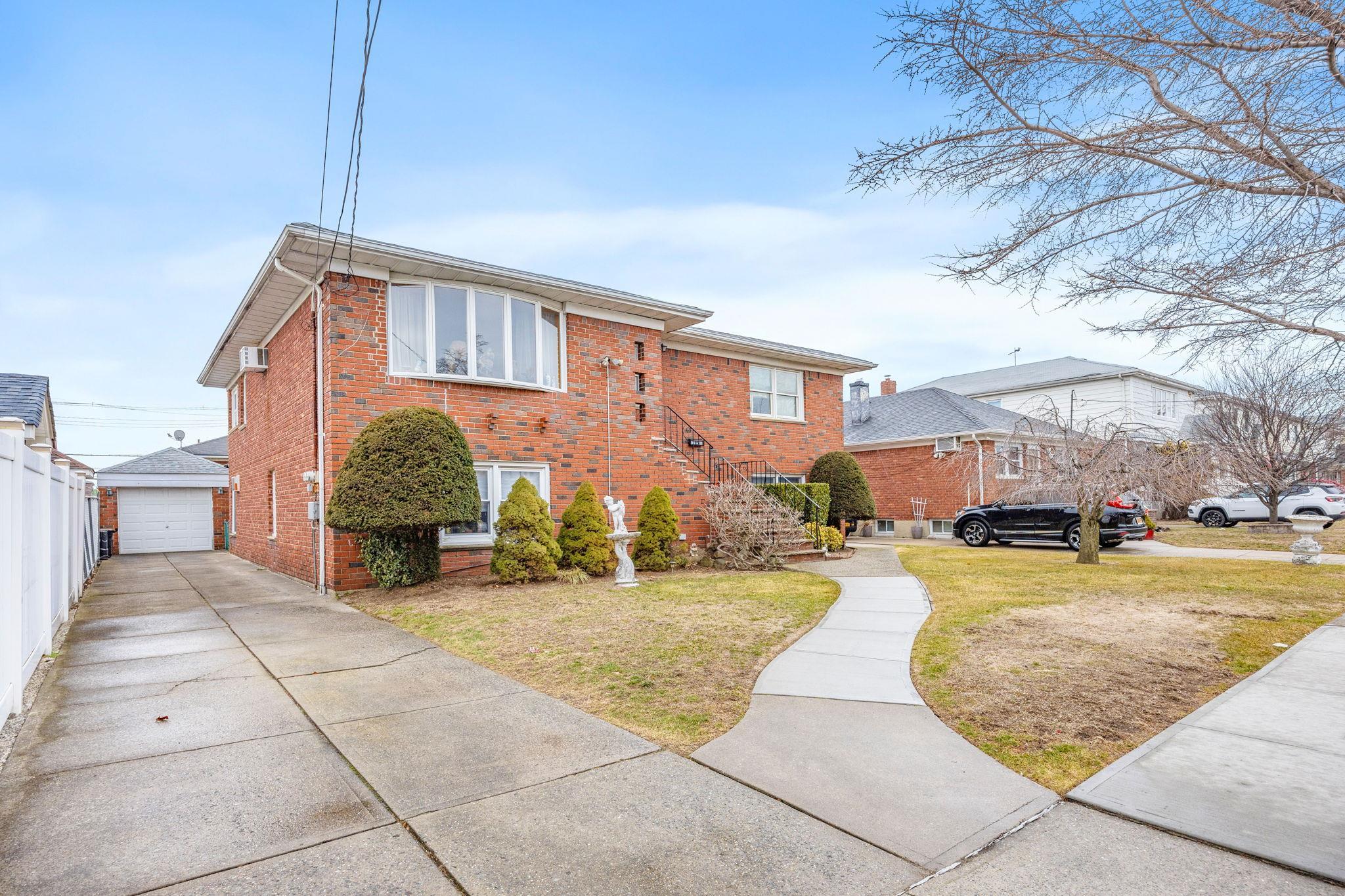 Single Family 97th  Queens, NY 11414, MLS-831070-2