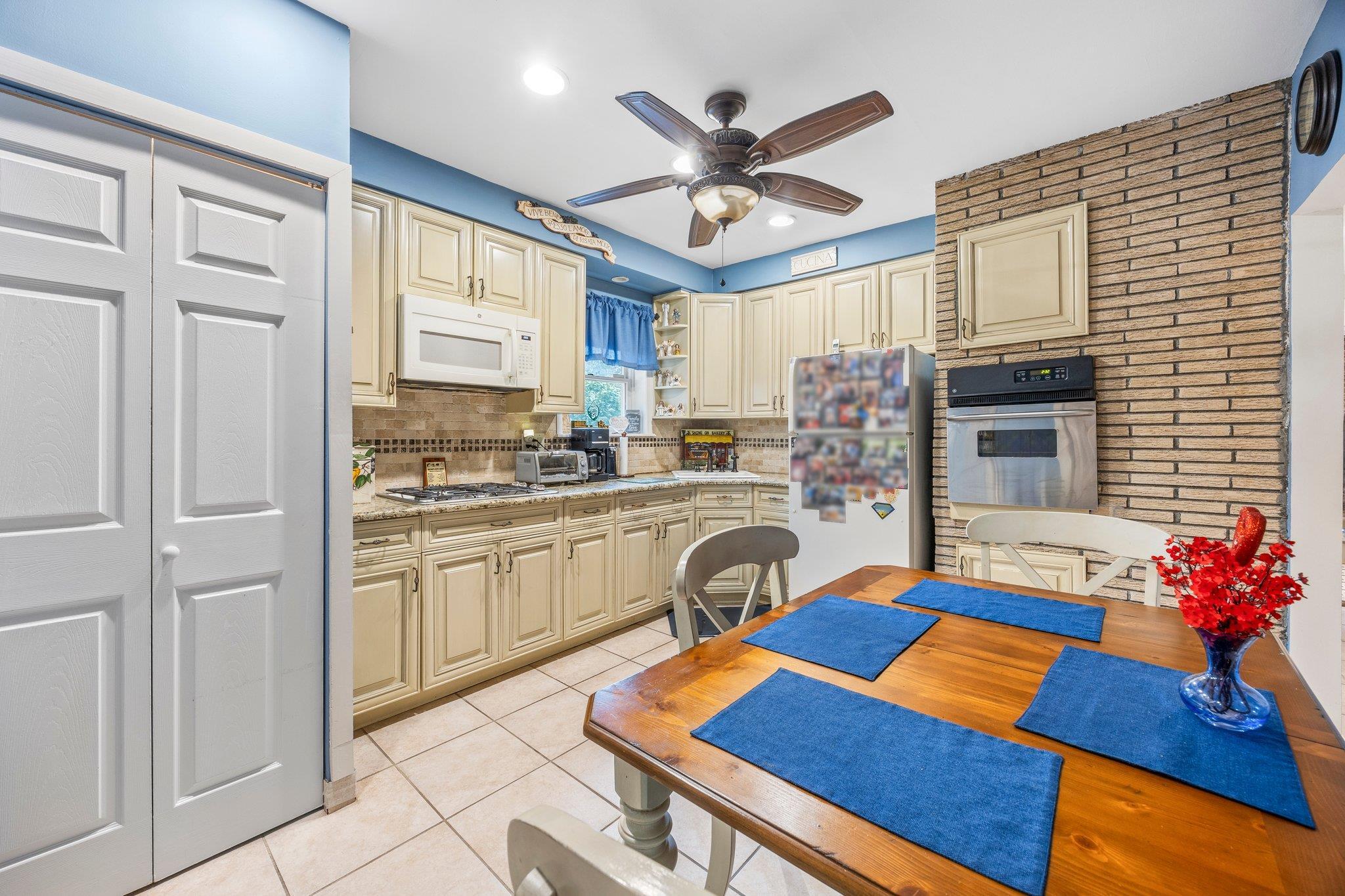 Single Family 97th  Queens, NY 11414, MLS-831070-22