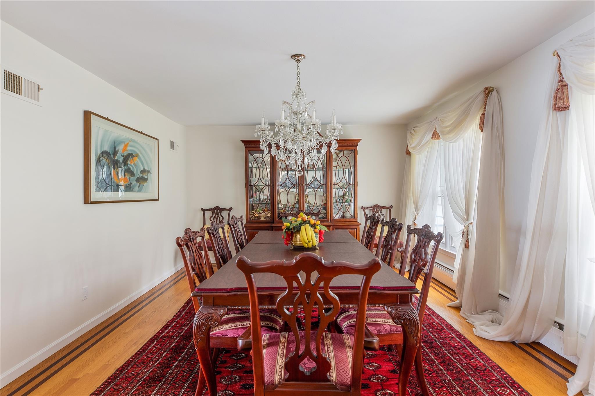 Single Family Cricket Nassau County, NY 11024, MLS-831115-16