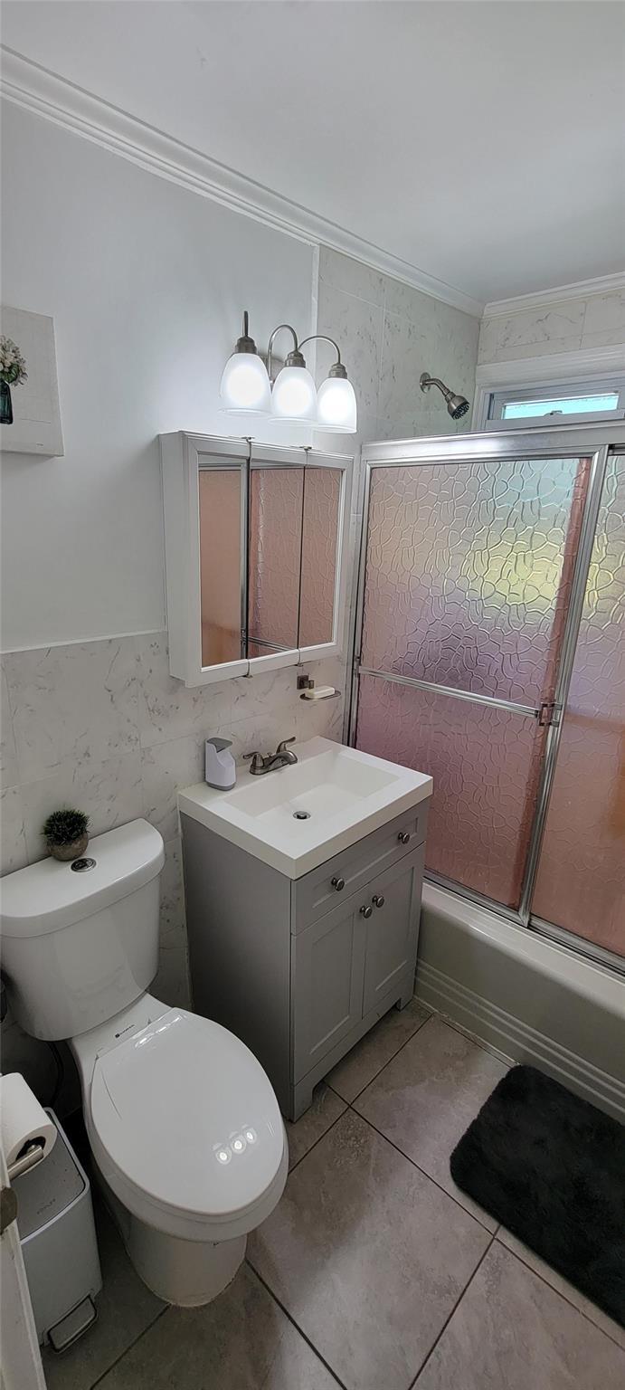 Single Family Scarsdale  Westchester County, NY 10707, MLS-831116-13