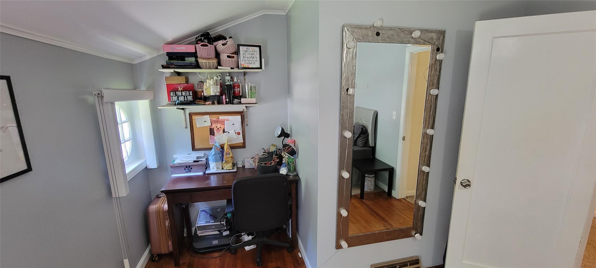 Single Family Scarsdale  Westchester County, NY 10707, MLS-831116-24