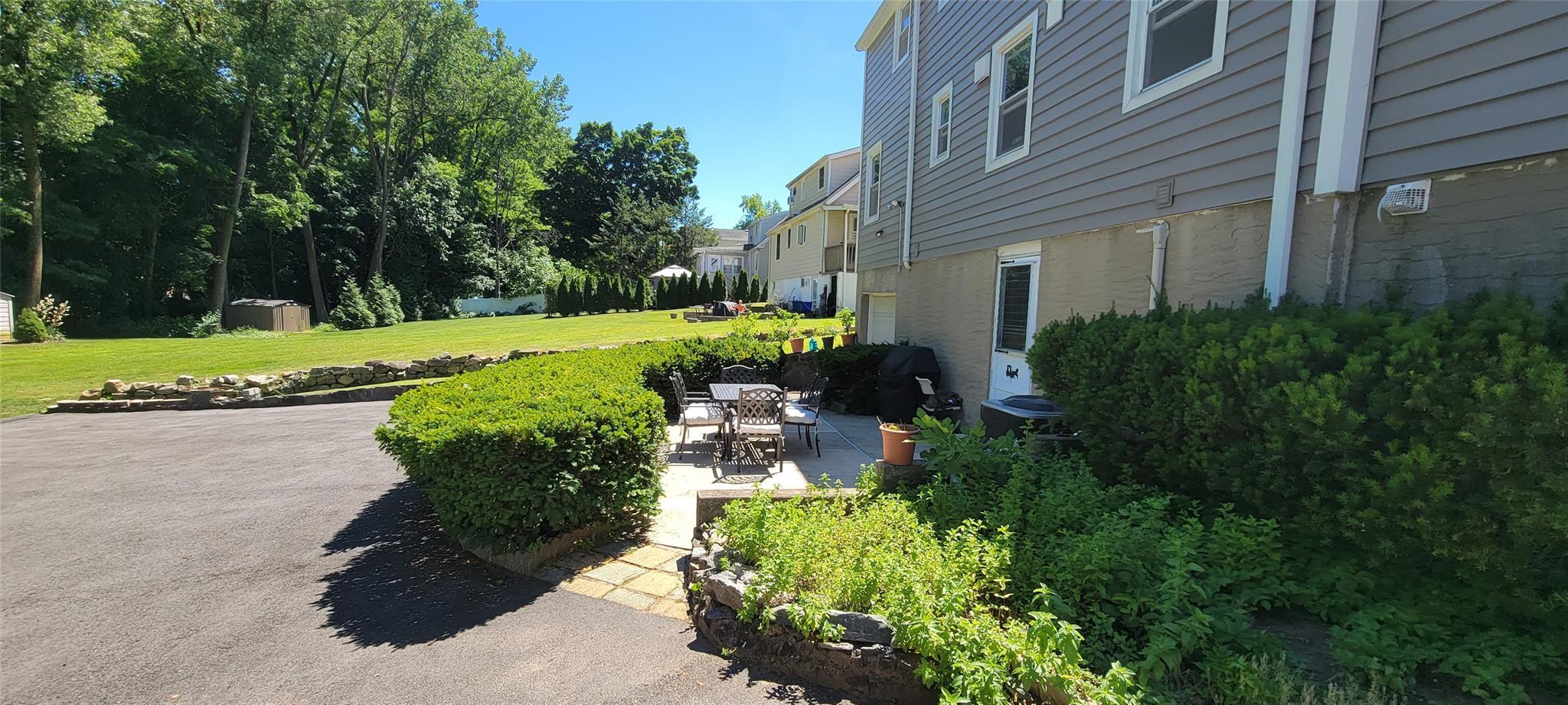 Single Family Scarsdale  Westchester County, NY 10707, MLS-831116-4