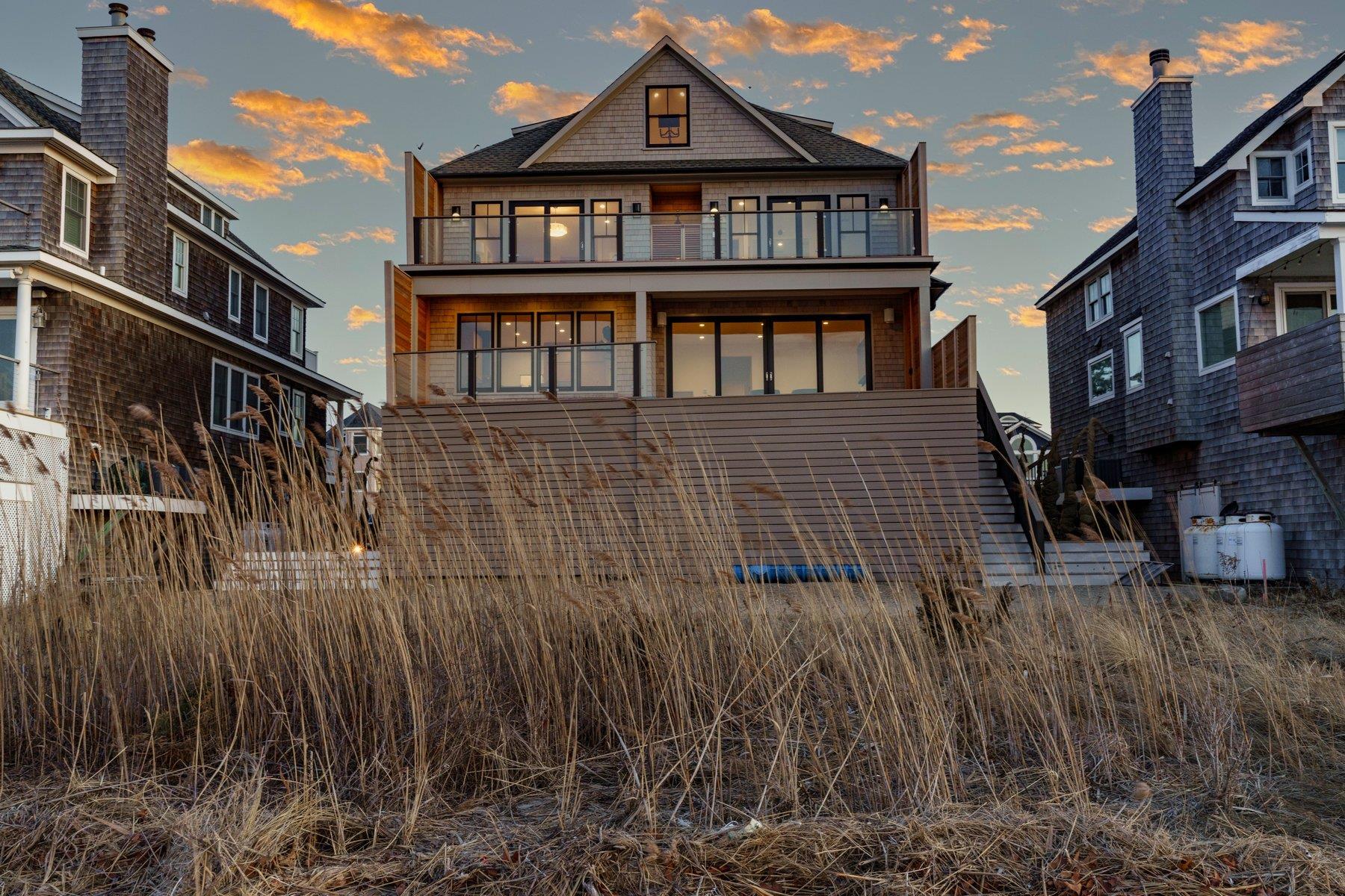 Single Family Dune  Suffolk County, NY 11978, MLS-831118-35