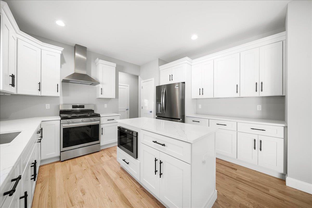 Single Family Fourth Avenue  Suffolk County, NY 11720, MLS-831135-2
