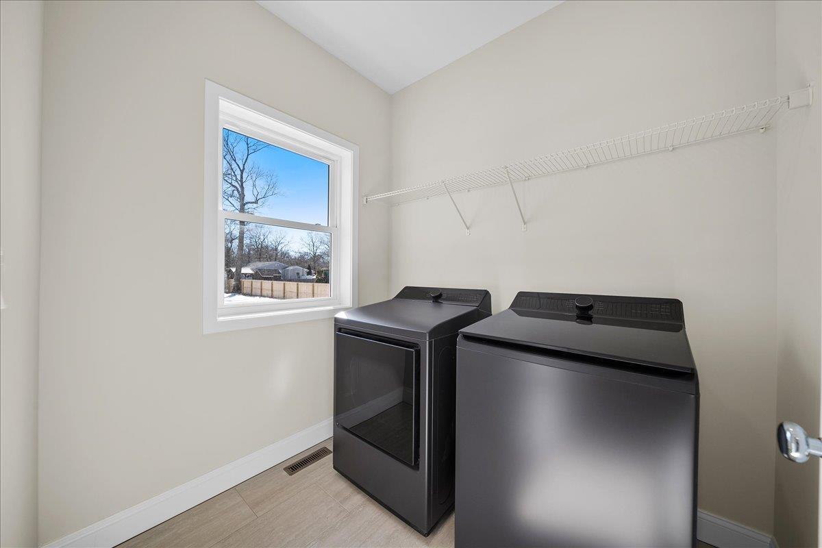 Single Family Fourth Avenue  Suffolk County, NY 11720, MLS-831135-34