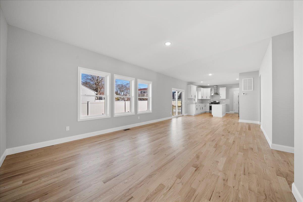 Single Family Fourth Avenue  Suffolk County, NY 11720, MLS-831135-4