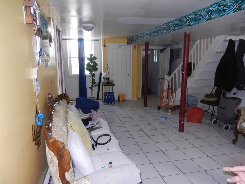 Single Family Essex  Brooklyn, NY 11208, MLS-831150-12