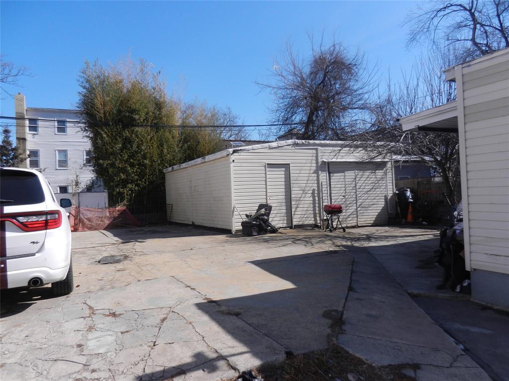 Single Family Essex  Brooklyn, NY 11208, MLS-831150-20
