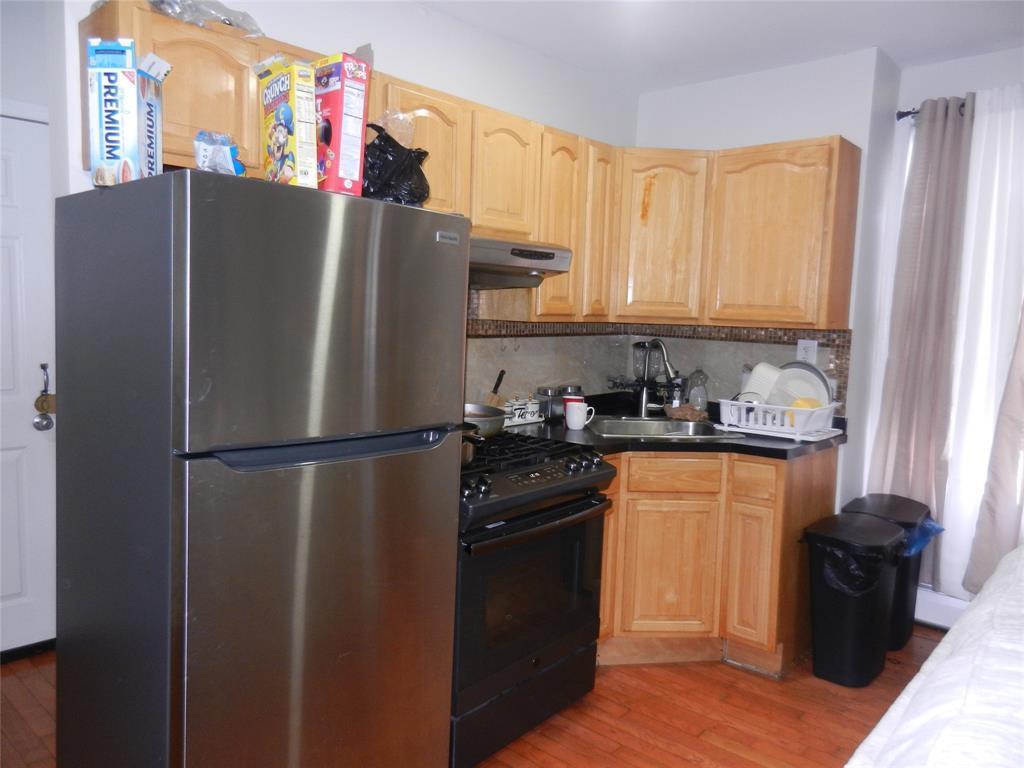 Single Family Essex  Brooklyn, NY 11208, MLS-831150-5