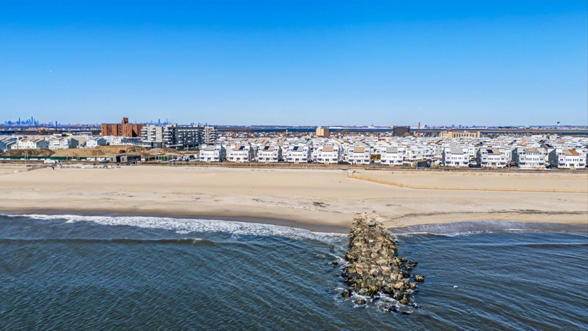 Single Family Beach  Queens, NY 11692, MLS-831200-5