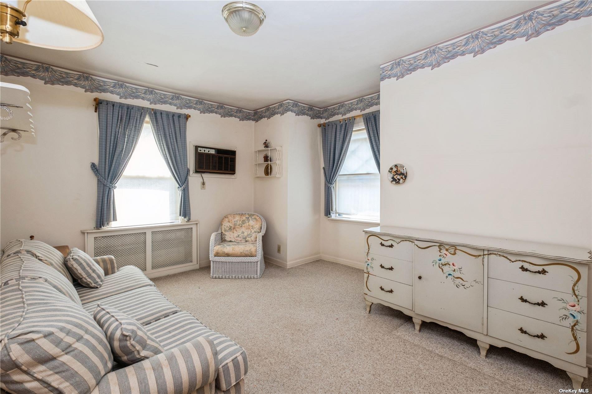 Single Family Oxford  Nassau County, NY 11516, MLS-831240-22