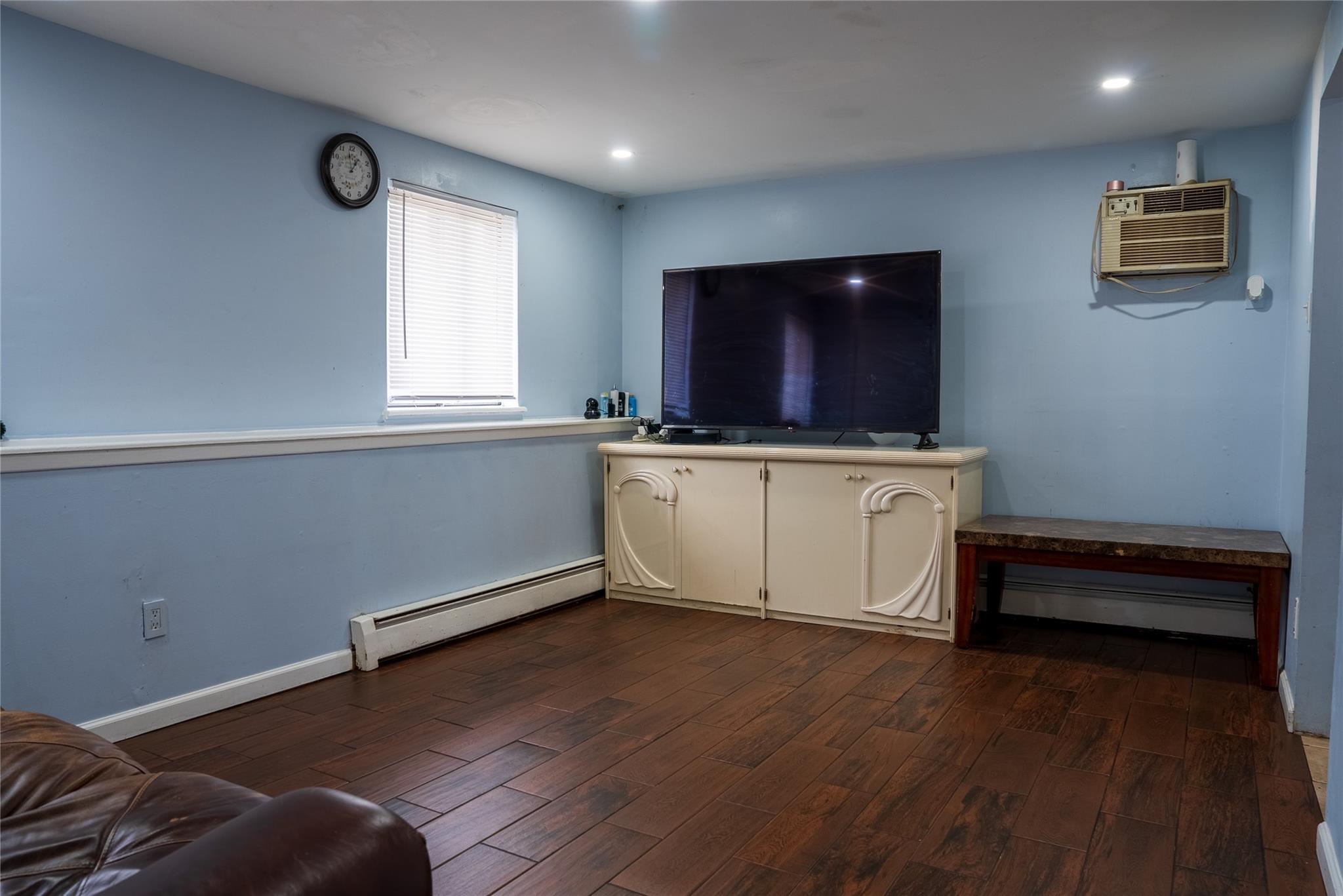 Single Family Wyman  Suffolk County, NY 11746, MLS-831263-16