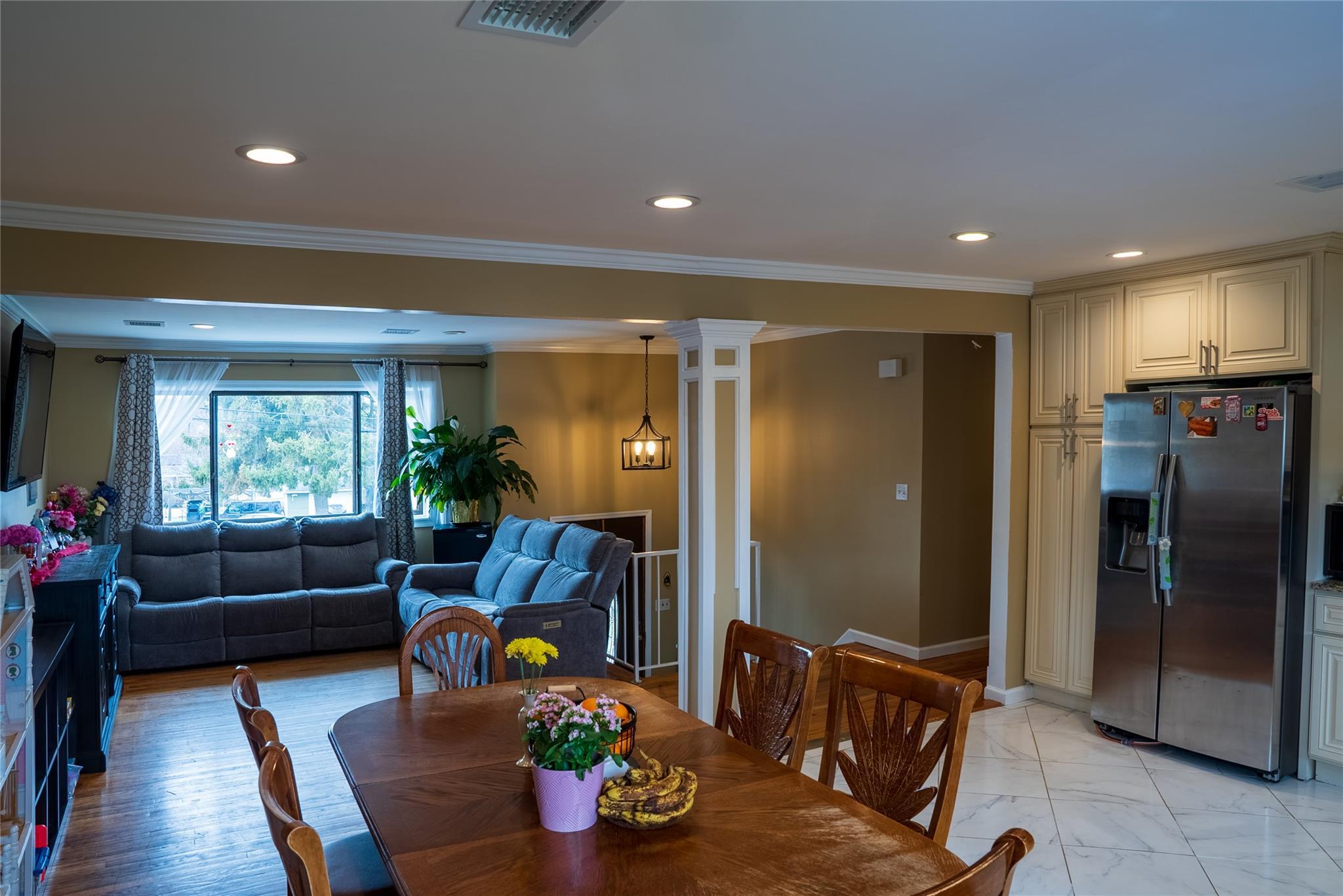 Single Family Wyman  Suffolk County, NY 11746, MLS-831263-7