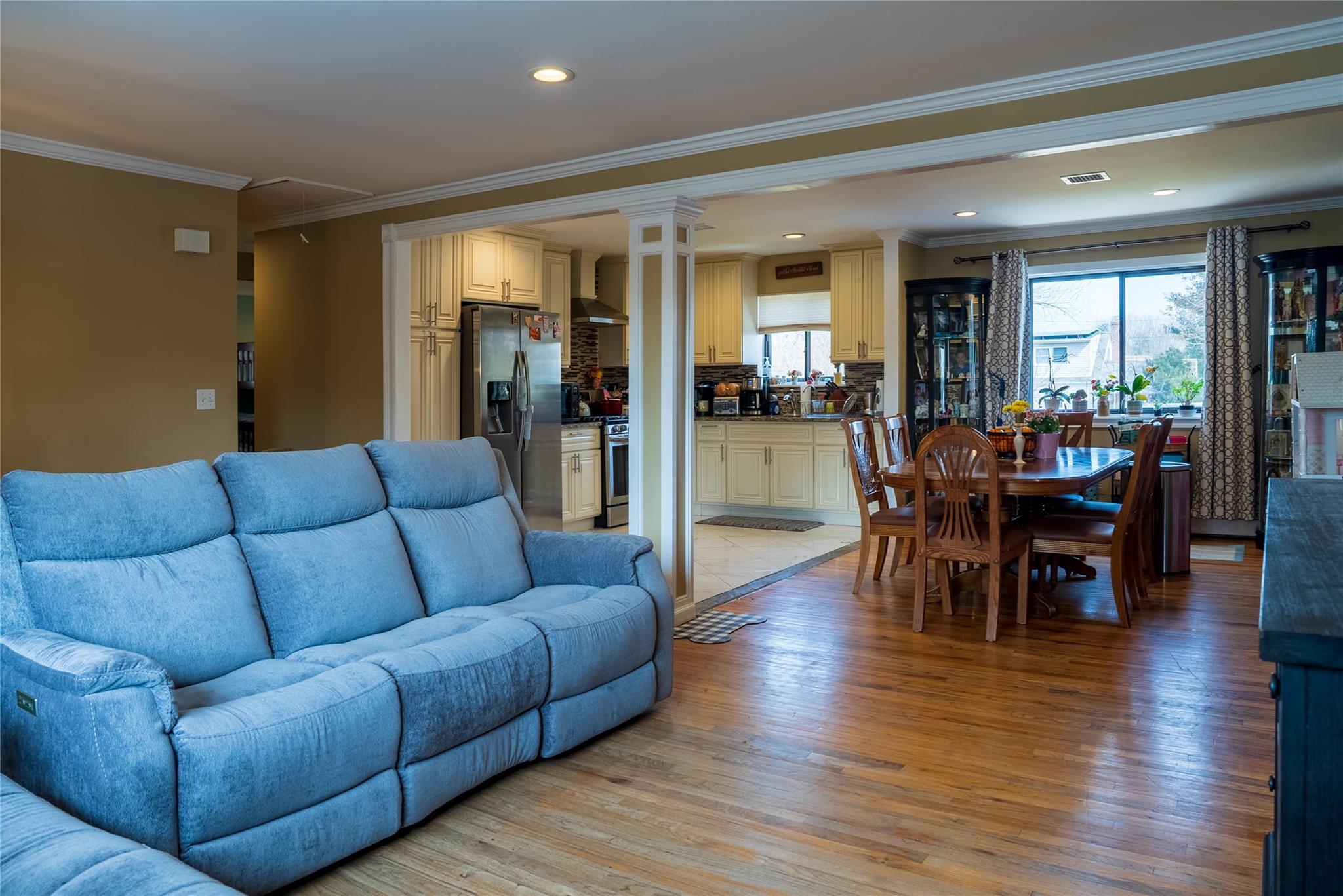 Single Family Wyman  Suffolk County, NY 11746, MLS-831263-8