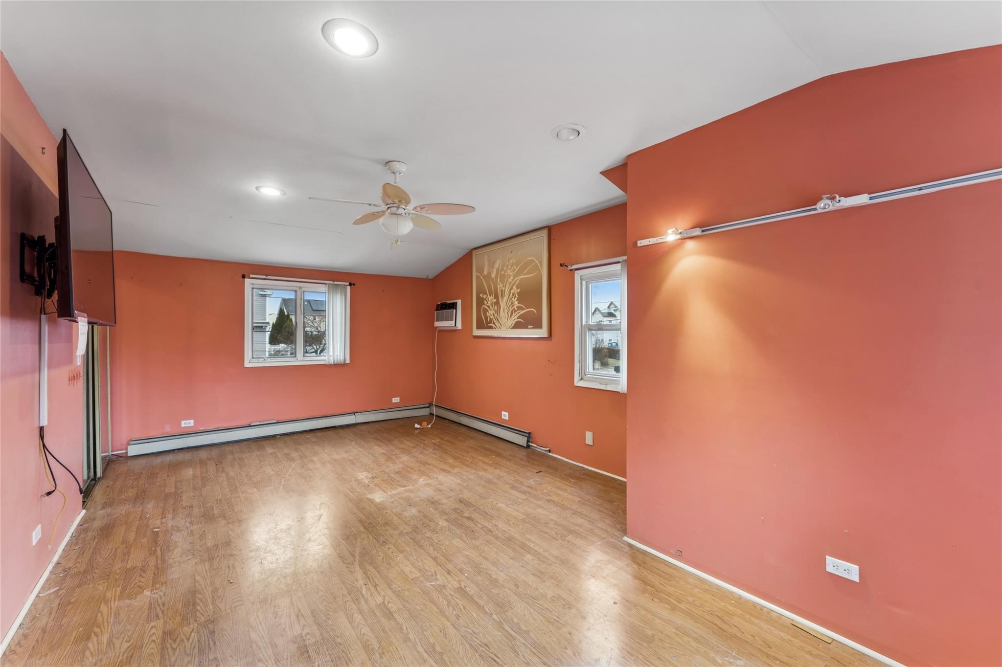 Single Family Foxcroft  Nassau County, NY 11507, MLS-831295-10