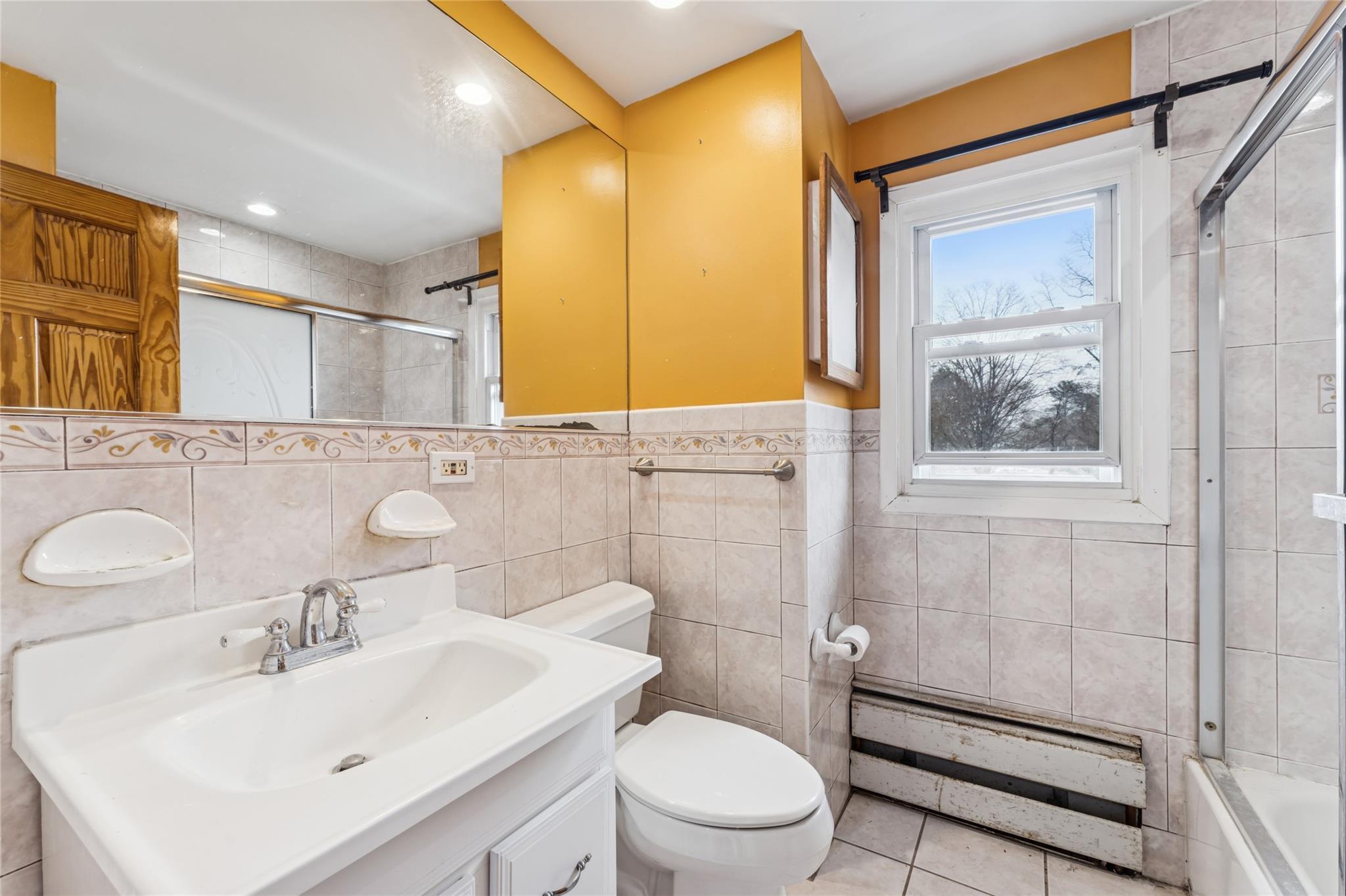 Single Family Foxcroft  Nassau County, NY 11507, MLS-831295-12