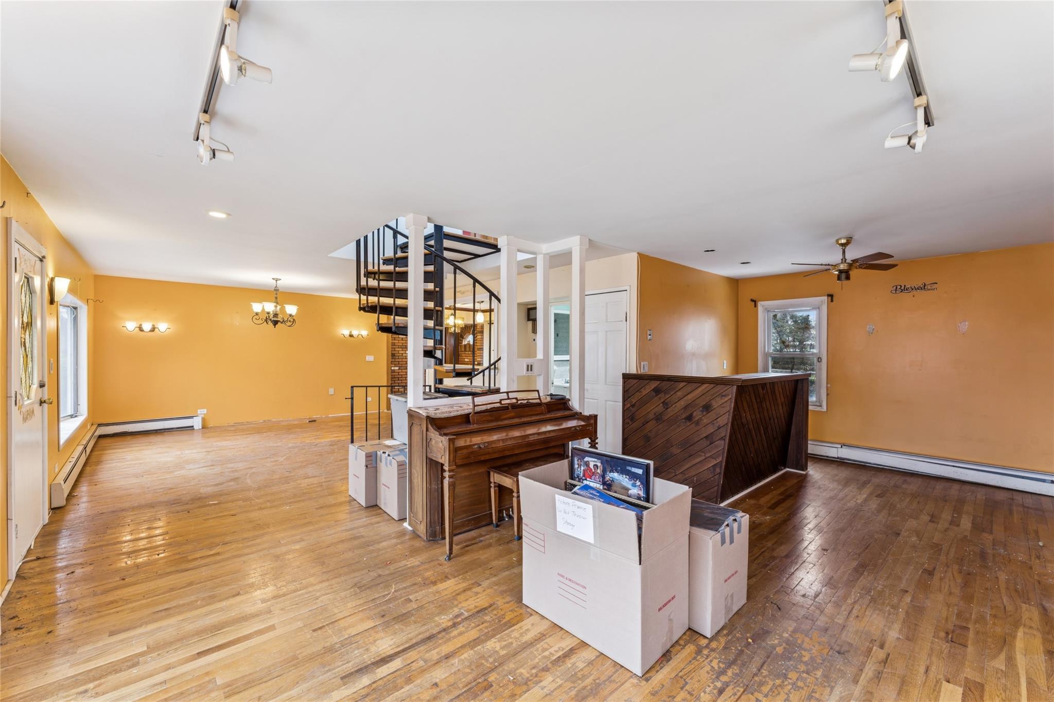 Single Family Foxcroft  Nassau County, NY 11507, MLS-831295-3