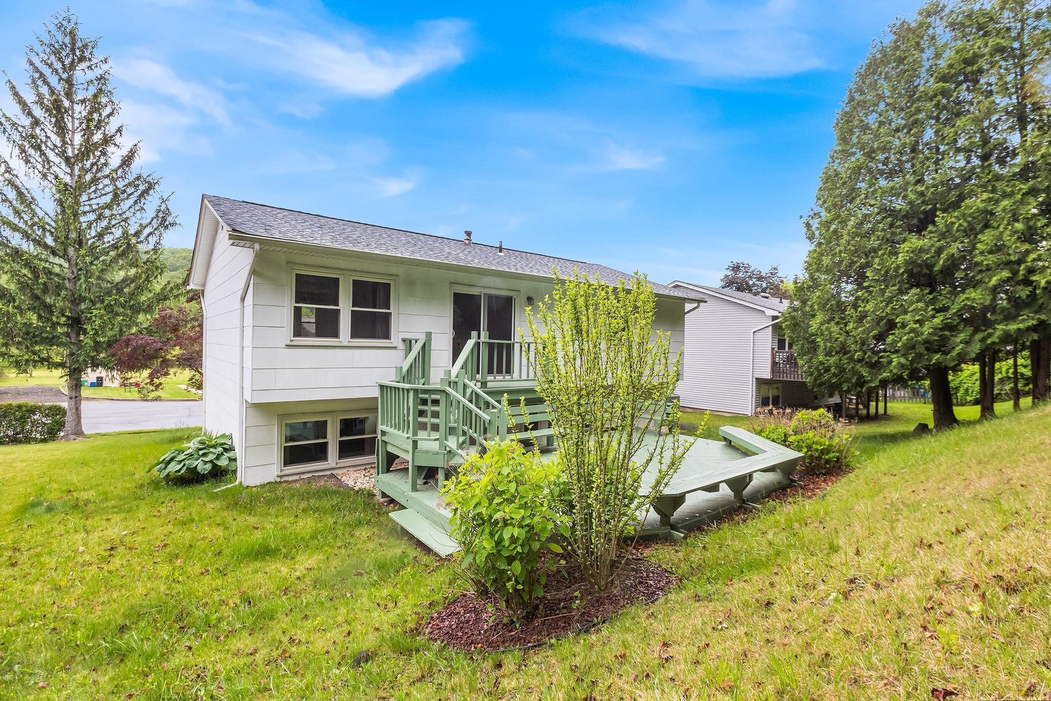 Single Family Lincoln  Rockland County, NY 10974, MLS-831324-35